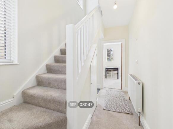 3 bed Semi-Detached to rent Image 6