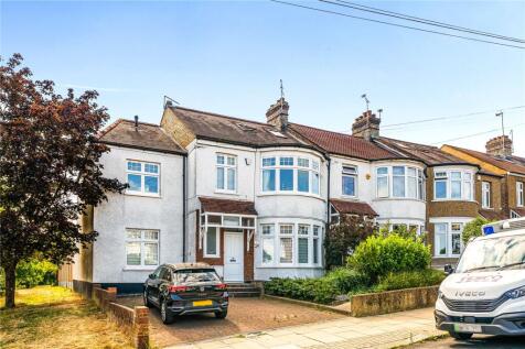 Blake Road, London, N11