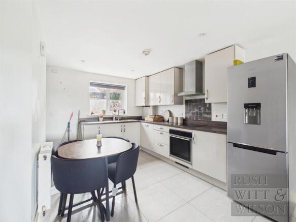 Endeavour Way, Hastings photo 4