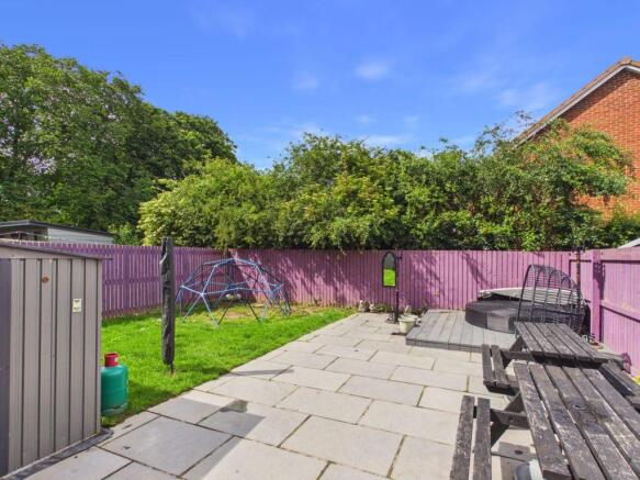 4 bed Detached for sale Image 12