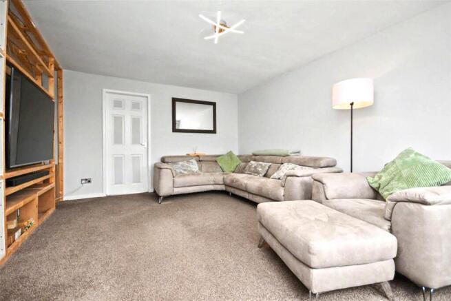 3 bed House for sale Image 9