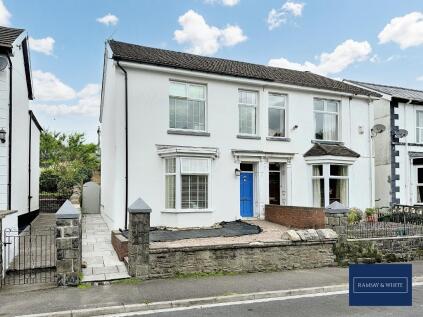 Park Lane, Trecynon, Aberdare, CF44 8HN