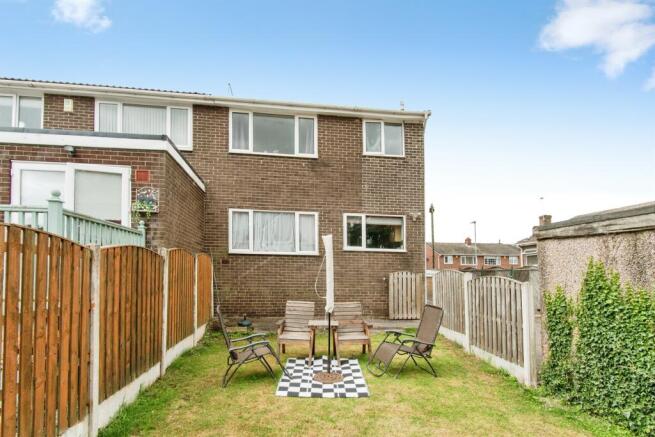 3 bed Semi-Detached for sale Image 9