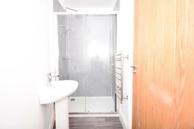 9 bed Apartment for sale Image 7