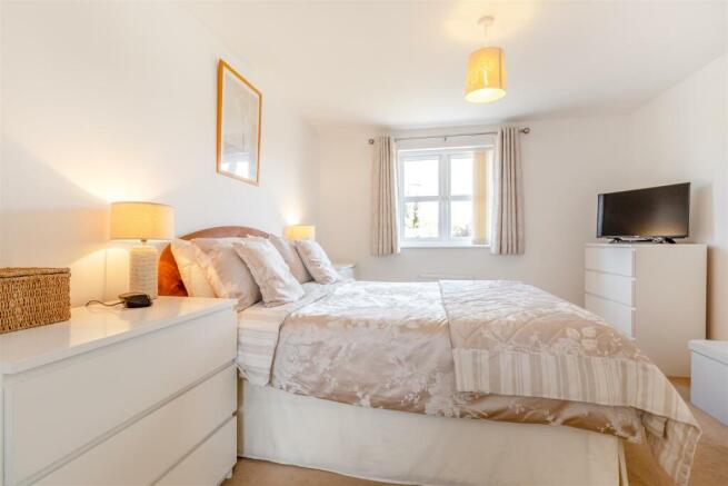 8571786-interior09.jpg