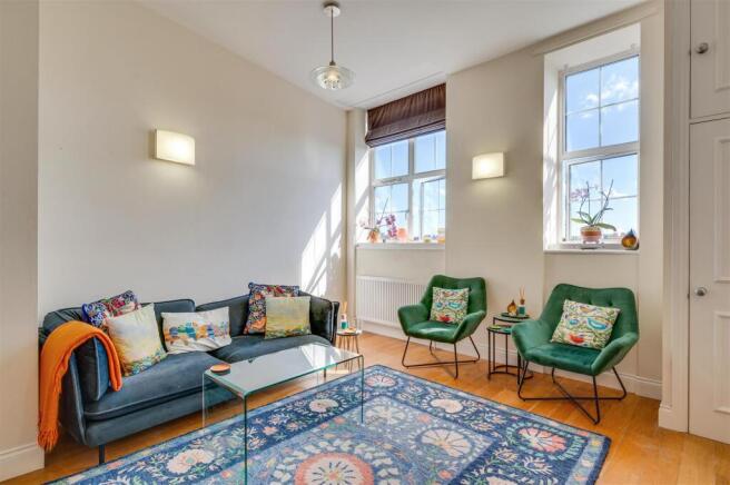 Daniels_Flat 8, 55 Cooper Road, Willesden, NW10_00