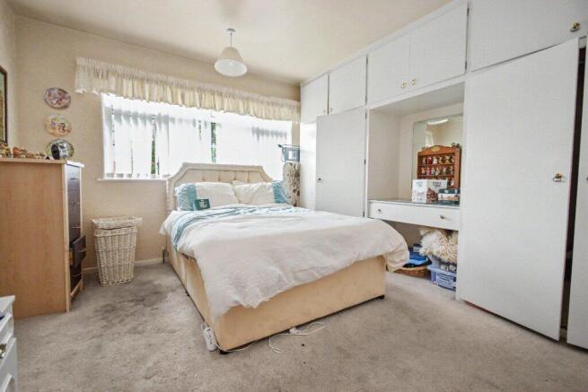 3 bed Semi-Detached for sale Image 6