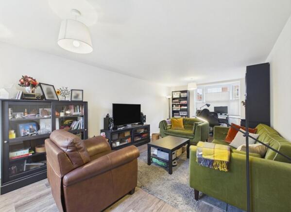 Lounge (Digitally Enhanced)