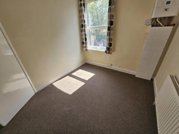 3 bed House to rent Image 7