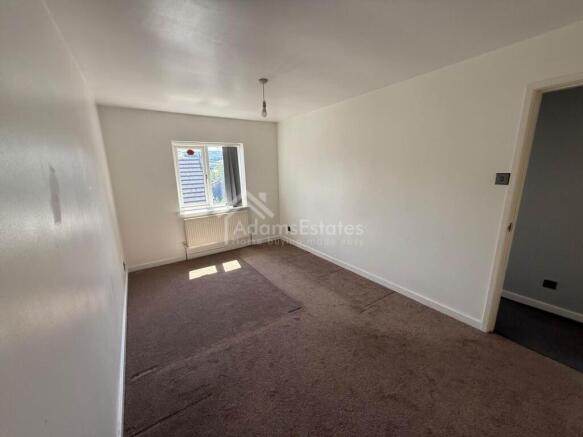 2 bed Semi-Detached for sale Image 4