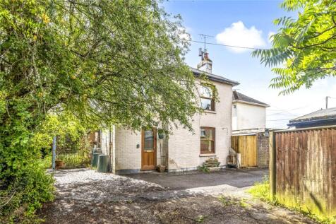 London Road, Burgess Hill, West Sussex, RH15