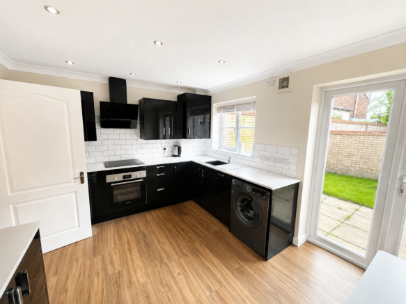 Kitchen 1