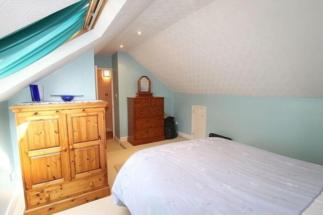 2 bed Bungalow for sale Image 12