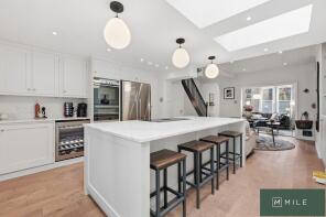 80, Droop Street, London W10 4DD