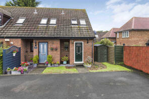 2, May Tree Close, Marlow Bottom SL7 3YA