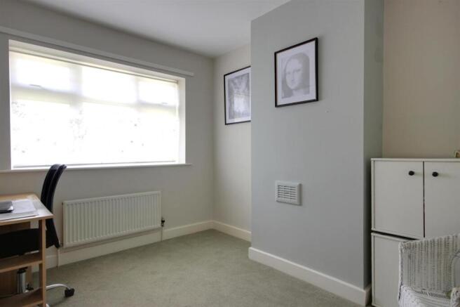 2 bed Semi-Detached for sale Image 9