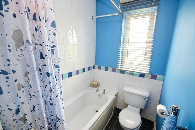 2 bed Terraced for sale Image 11