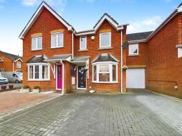 14, Cobham Grove, Fareham PO15 7JQ