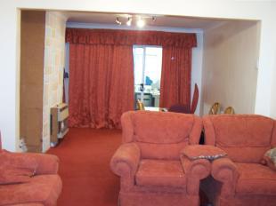 THROUGH LOUNGE