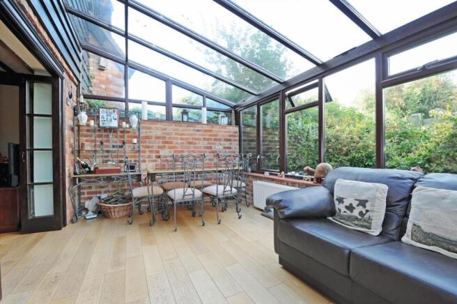 4 Milk Hall Barns - 