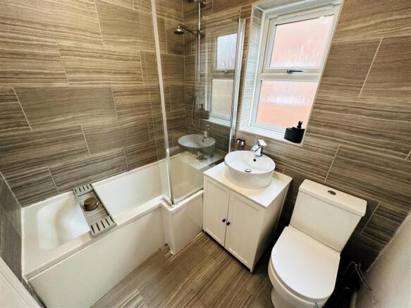 2 bed Semi-Detached for sale Image 4