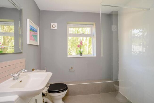 8395876-interior18-800.jpg