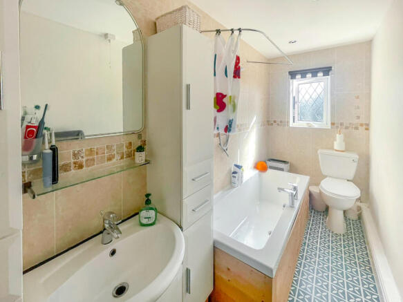 2 bed Terraced for sale Image 10