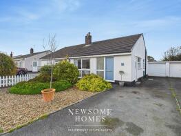 38, St Michaels Drive, Mold CH7 5BS
