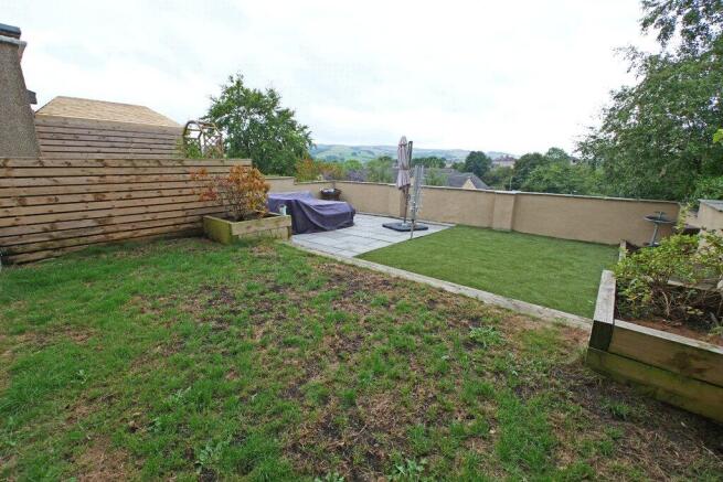 3 bed Semi-Detached for sale Image 12