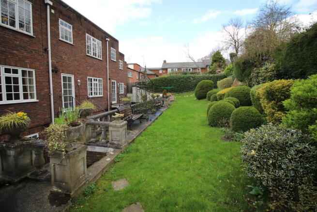 Photo 5