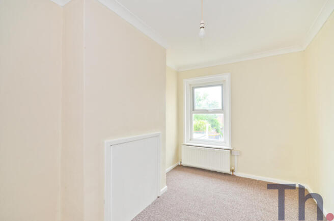 Bedroom 2.JPG