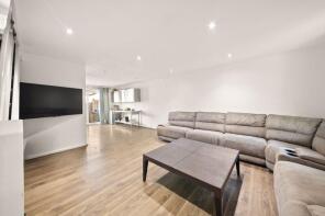 121, Lancaster Road, Northolt UB5 4TE