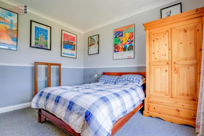 3 bed Semi-Detached for sale Image 11