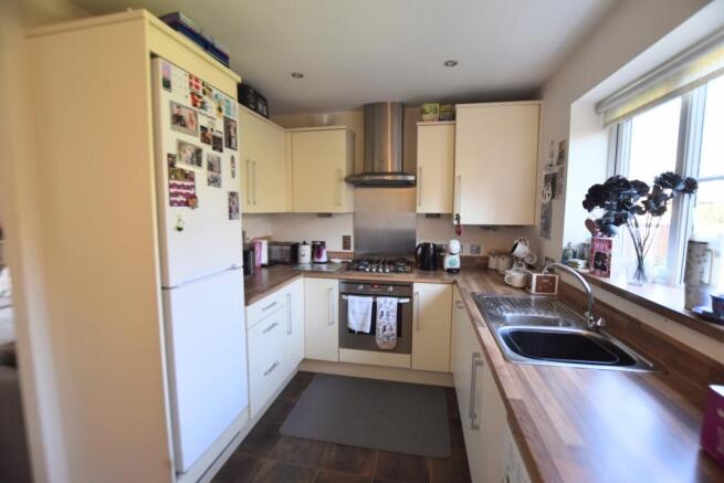 17 Pearmain Close kitchen