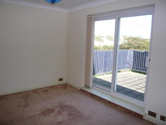 Bedroom/Dining Room