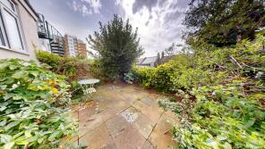 Flat 2, 6, Belle Vue Gardens, Brighton BN2 0AA