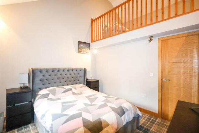 2 bed Terraced for sale Image 10