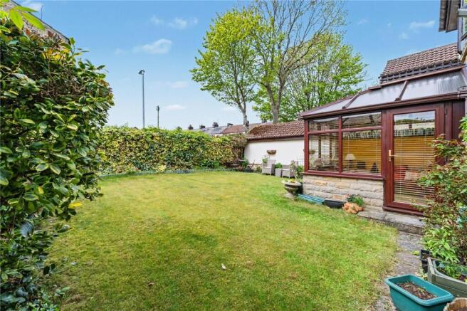 4 bed Detached for sale Image 10
