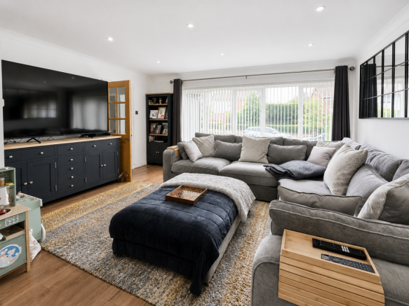 3 bed Detached for sale Image 5