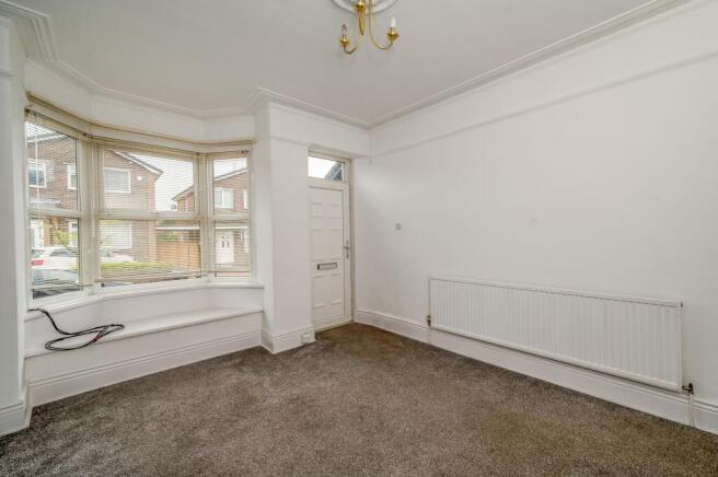 3 bed Terraced to rent Image 5