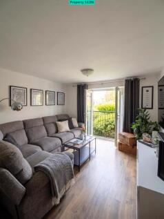Flat 12, Riverwood Court, 101 Stafford Avenue, Hornchurch, RM11