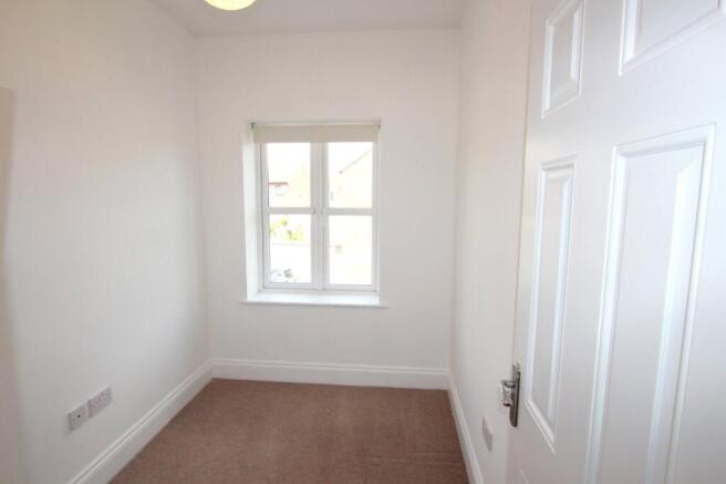 3 bed Terraced to rent Image 7