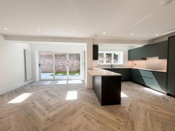 Kitchen/Breakfast Room