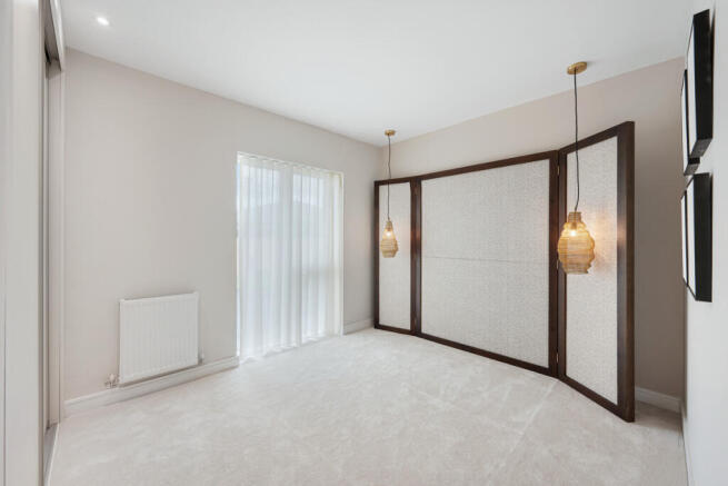 4 bed Detached for sale Image 10