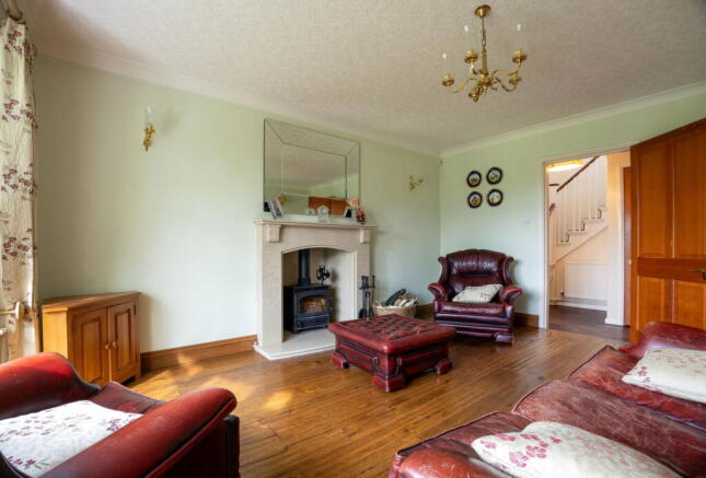 4 bed Detached for sale Image 8