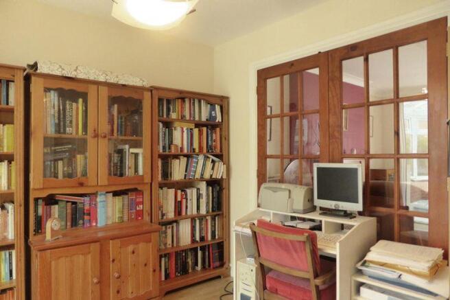 Photo 12
