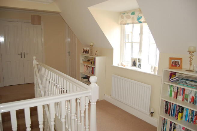 Photo 9