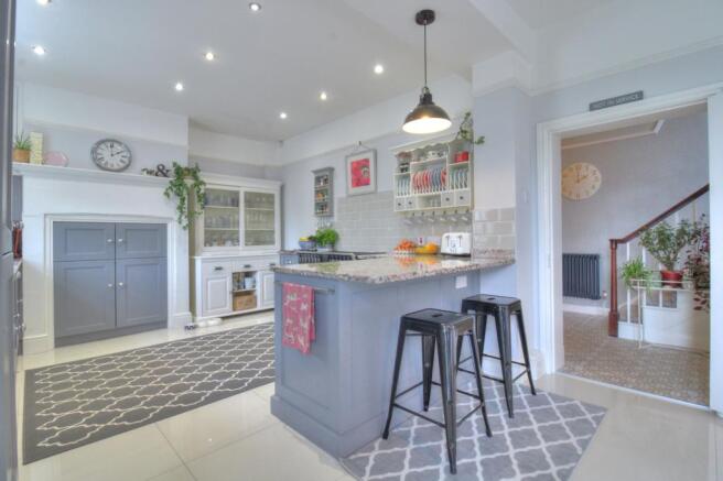 Kitchen:Breakfast Area