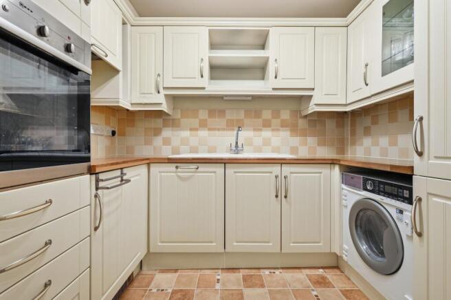 Fitted Kitchen