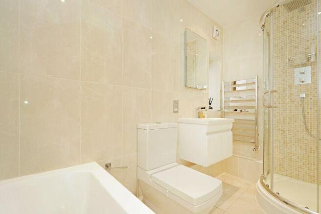 Ground Floor bathroo